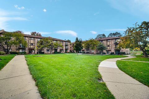 Tiny photo for 342 Klein Creek Court #342A, Carol Stream, IL 60188 (MLS # 12501175)