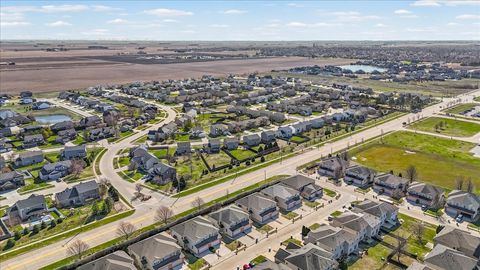 Tiny photo for 1192 Blue Bill Way, Normal, IL 61761 (MLS # 12590153)