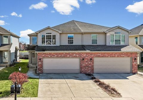 Tiny photo for 1192 Blue Bill Way, Normal, IL 61761 (MLS # 12590153)