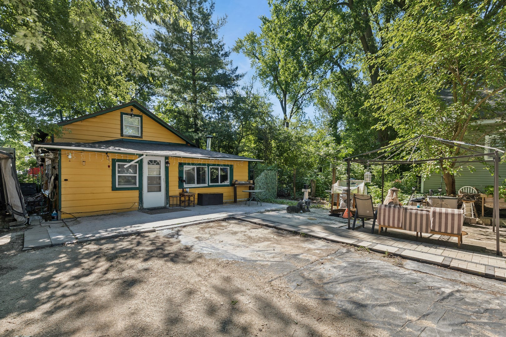 125 Sunnyside Avenue