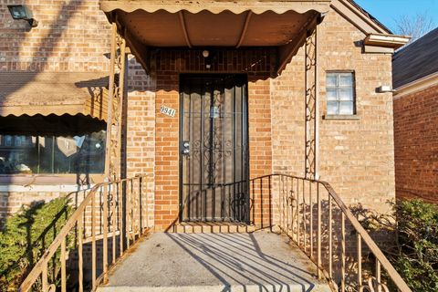 Tiny photo for 9941 S Lowe Avenue, Chicago, IL 60628 (MLS # 12480278)
