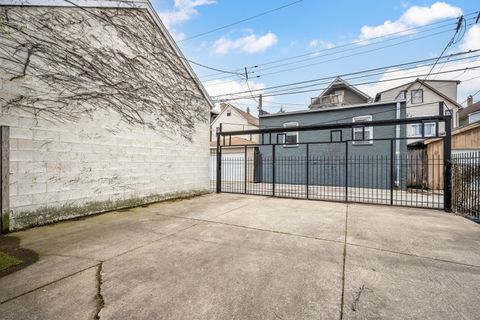 Tiny photo for 1710 N Whipple Street #3, Chicago, IL 60647 (MLS # 12621502)