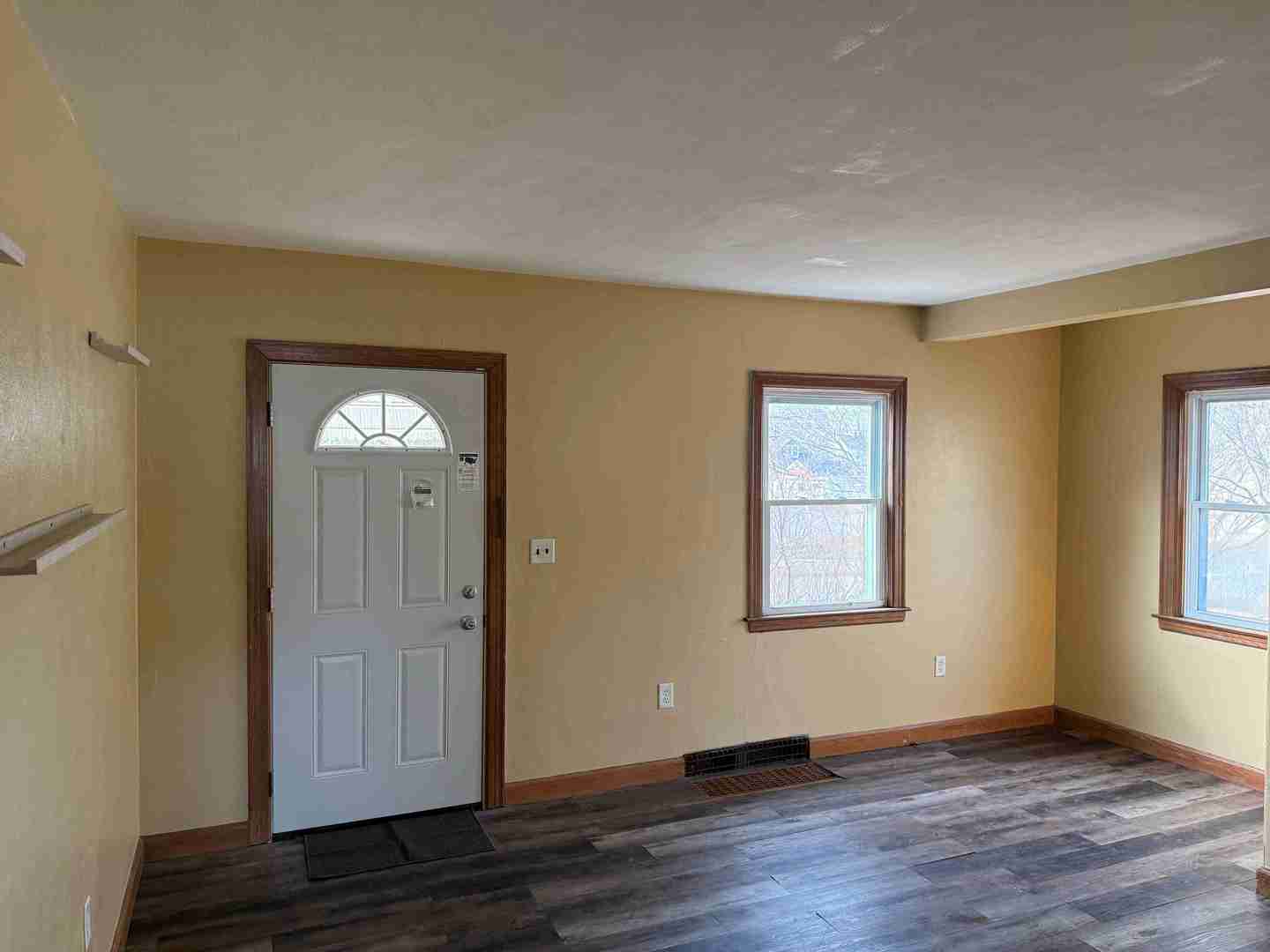 3105 9 1/2 Street