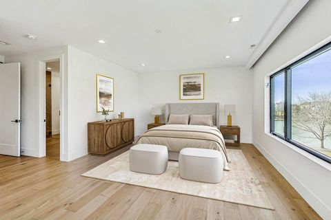 Tiny photo for 60 Wood Oaks Drive, South Barrington, IL 60010 (MLS # 12490290)