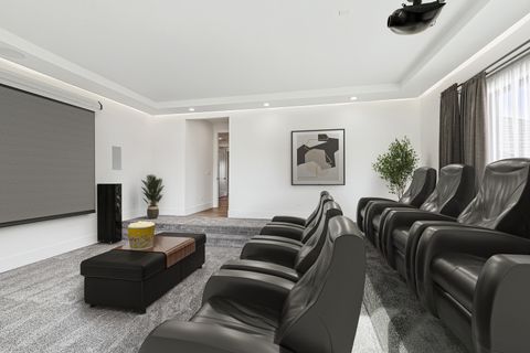 Tiny photo for 60 Wood Oaks Drive, South Barrington, IL 60010 (MLS # 12490290)