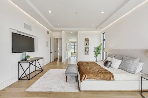 Tiny photo for 60 Wood Oaks Drive, South Barrington, IL 60010 (MLS # 12490290)