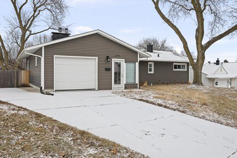 Tiny photo for 1358 W Garfield Street, Davenport, IA 52804 (MLS # 12549162)