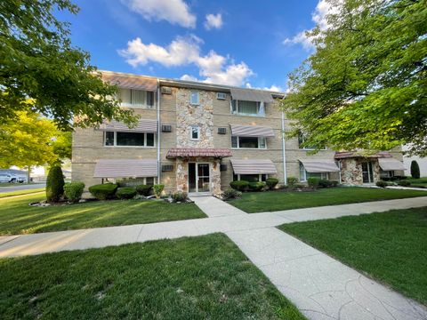 Photo of 10403 S Keating Avenue #1C, Oak Lawn, IL 60453 (MLS # 12490116)