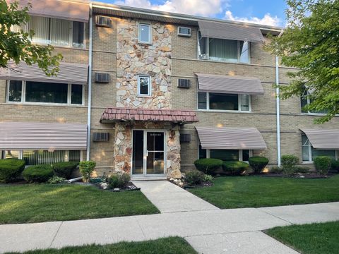 Tiny photo for 10403 S Keating Avenue #1C, Oak Lawn, IL 60453 (MLS # 12490116)