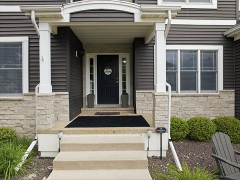 Tiny photo for 41 Pebblebrook Court, Bloomington, IL 61705 (MLS # 12738902)