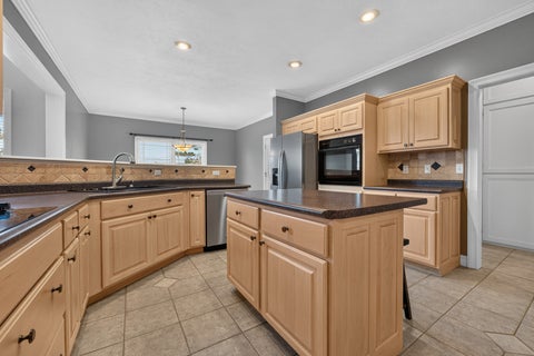 Tiny photo for 41 Pebblebrook Court, Bloomington, IL 61705 (MLS # 12738902)