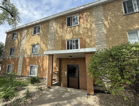 Photo of 5568 S Archer Avenue #2B, Chicago, IL 60638 (MLS # 12580282)