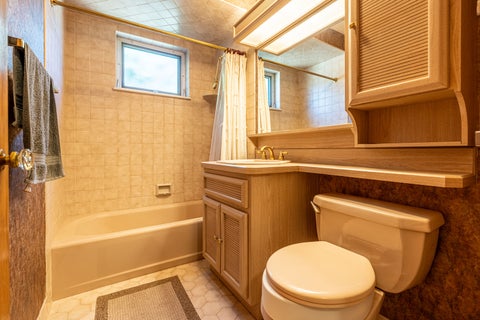 Tiny photo for 1952 Manchester Avenue, Westchester, IL 60154 (MLS # 12742869)