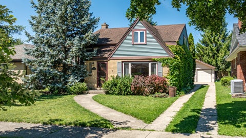 Photo of 1952 Manchester Avenue, Westchester, IL 60154 (MLS # 12742869)