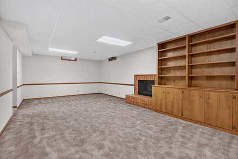 Tiny photo for 906 34 Avenue, Moline, IL 61265 (MLS # 12693238)