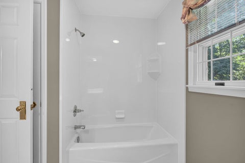 Tiny photo for 906 34 Avenue, Moline, IL 61265 (MLS # 12693238)