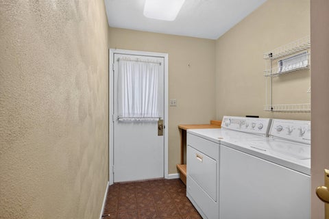 Tiny photo for 906 34 Avenue, Moline, IL 61265 (MLS # 12693238)