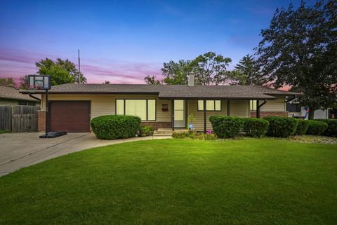 Tiny photo for 15027 Park Avenue, Oak Forest, IL 60452 (MLS # 12492899)