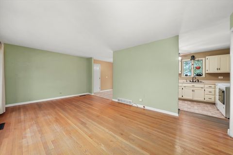 Tiny photo for 15027 Park Avenue, Oak Forest, IL 60452 (MLS # 12492899)