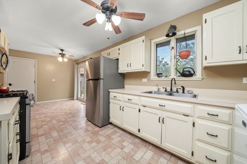 Tiny photo for 15027 Park Avenue, Oak Forest, IL 60452 (MLS # 12492899)