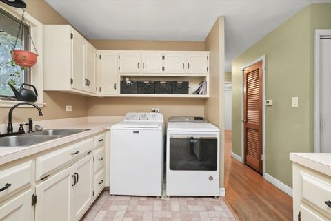 Tiny photo for 15027 Park Avenue, Oak Forest, IL 60452 (MLS # 12492899)