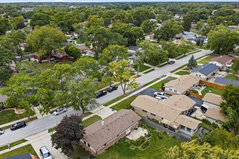Tiny photo for 15027 Park Avenue, Oak Forest, IL 60452 (MLS # 12492899)