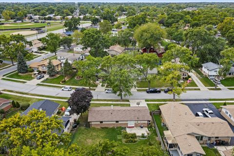 Tiny photo for 15027 Park Avenue, Oak Forest, IL 60452 (MLS # 12492899)