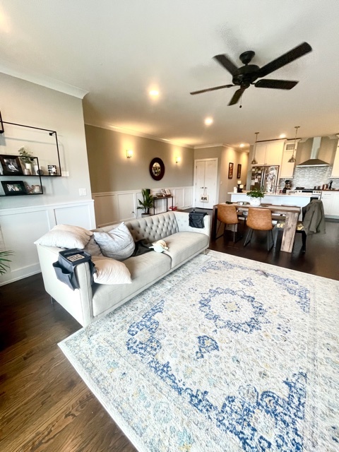 2508 W Diversey Avenue 2E