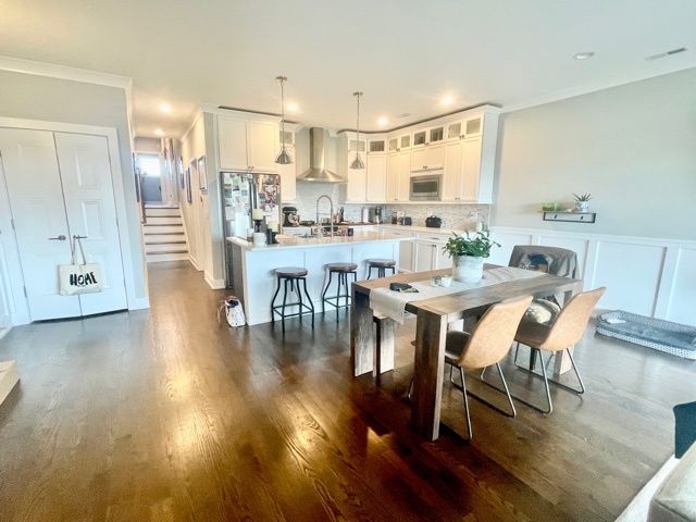 2508 W Diversey Avenue 2E