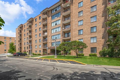 1777 W CRYSTAL Lane 711 Mount Prospect IL 60056