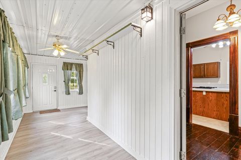 Tiny photo for 322 N Guthrie Street, Gibson City, IL 60936 (MLS # 12479627)