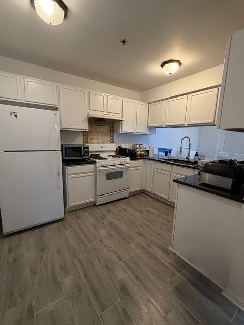 Tiny photo for 941 N Swift Road #302, Addison, IL 60101 (MLS # 12538813)