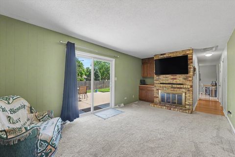 Tiny photo for 10 Stanford Place, Champaign, IL 61820 (MLS # 12651480)