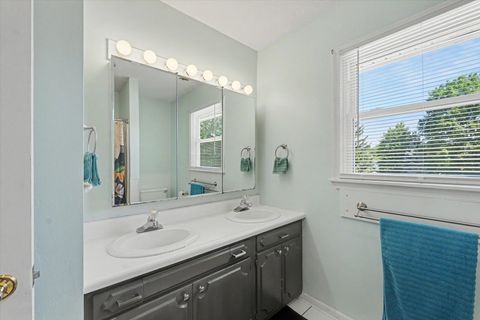 Tiny photo for 10 Stanford Place, Champaign, IL 61820 (MLS # 12651480)