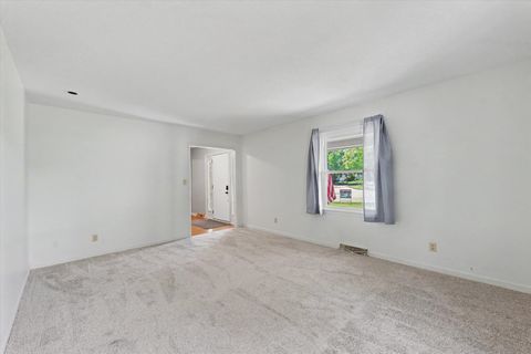 Tiny photo for 10 Stanford Place, Champaign, IL 61820 (MLS # 12651480)