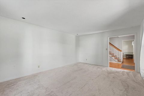 Tiny photo for 10 Stanford Place, Champaign, IL 61820 (MLS # 12651480)