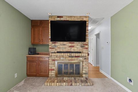 Tiny photo for 10 Stanford Place, Champaign, IL 61820 (MLS # 12651480)