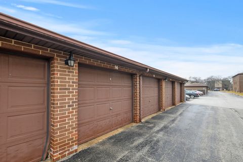 Tiny photo for 15712 Revere Court #D, Oak Forest, IL 60452 (MLS # 12585295)