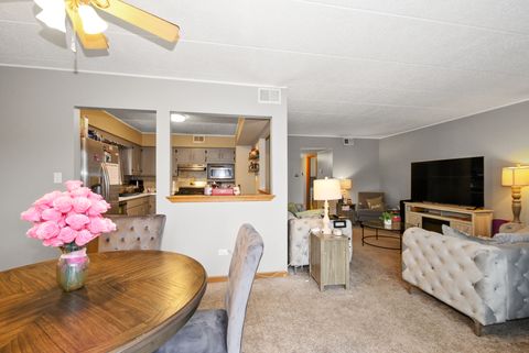 Tiny photo for 15712 Revere Court #D, Oak Forest, IL 60452 (MLS # 12585295)