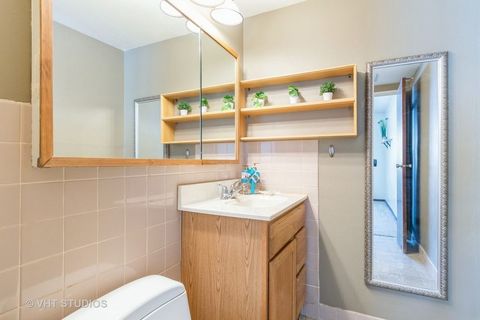 Tiny photo for 5s100 Pebblewood Lane #E4, Naperville, IL 60563 (MLS # 12424783)