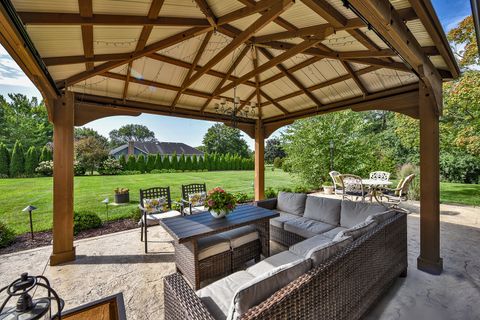 Tiny photo for 2022 Abbotsford Drive, Inverness, IL 60010 (MLS # 12484486)