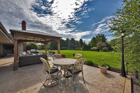 Tiny photo for 2022 Abbotsford Drive, Inverness, IL 60010 (MLS # 12484486)