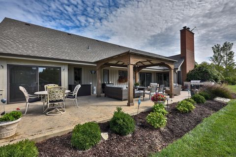 Tiny photo for 2022 Abbotsford Drive, Inverness, IL 60010 (MLS # 12484486)