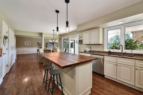 Tiny photo for 2022 Abbotsford Drive, Inverness, IL 60010 (MLS # 12484486)