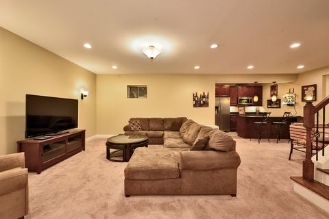 Tiny photo for 2022 Abbotsford Drive, Inverness, IL 60010 (MLS # 12484486)