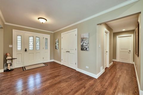 Tiny photo for 2022 Abbotsford Drive, Inverness, IL 60010 (MLS # 12484486)