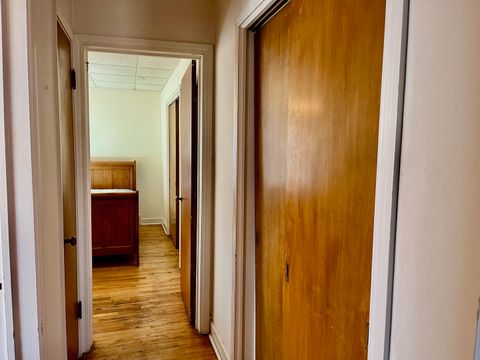 Tiny photo for 6826 N Kostner Avenue, Lincolnwood, IL 60712 (MLS # 12538443)