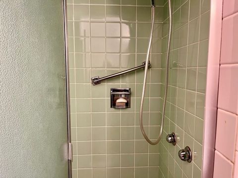 Tiny photo for 6826 N Kostner Avenue, Lincolnwood, IL 60712 (MLS # 12538443)