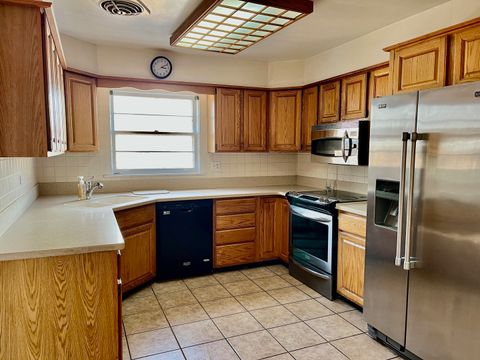 Tiny photo for 6826 N Kostner Avenue, Lincolnwood, IL 60712 (MLS # 12538443)