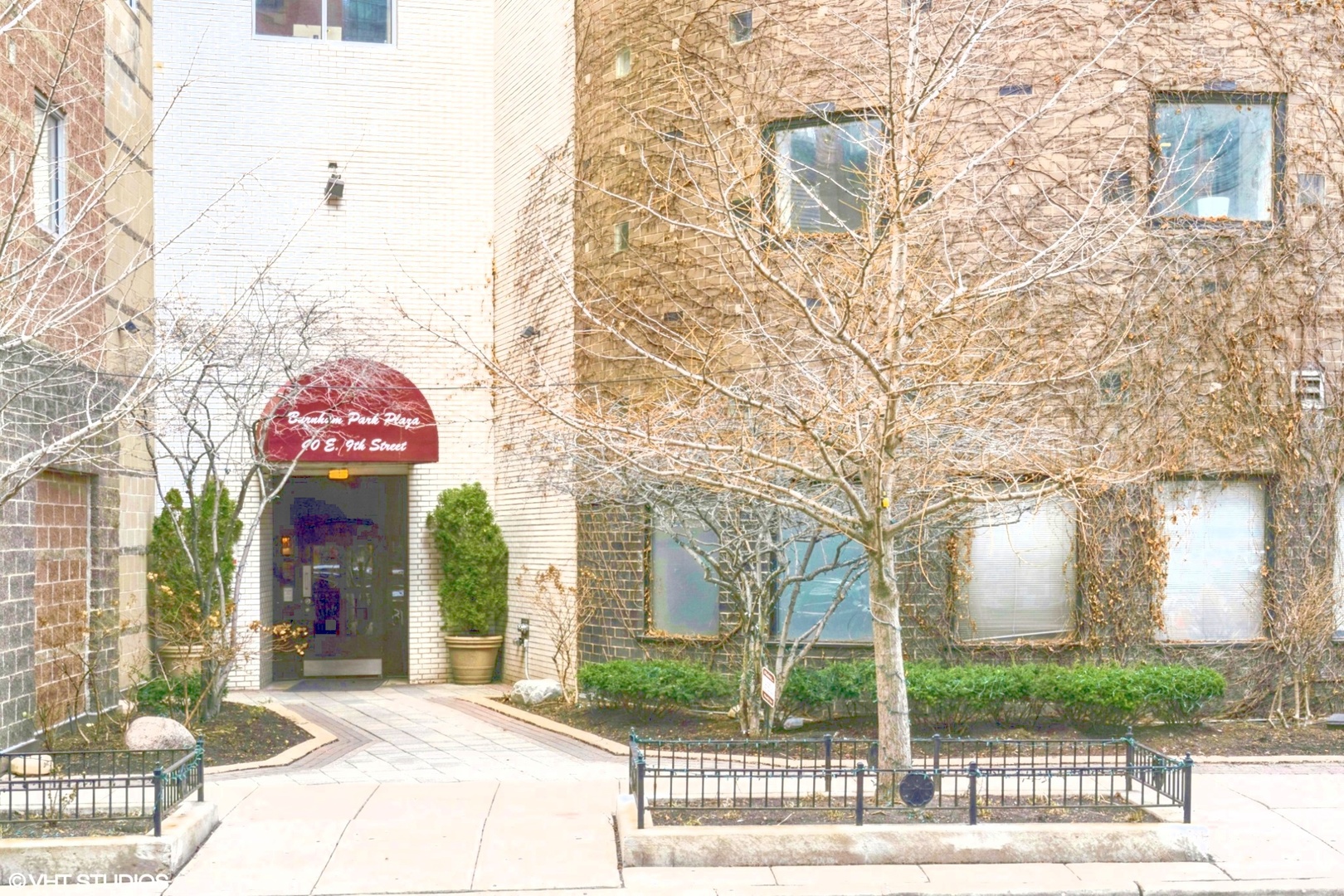 40 E 9th Street 1005